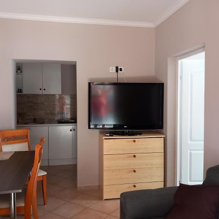 Appartement Hanna Apartman à Balatonlelle Extérieur photo